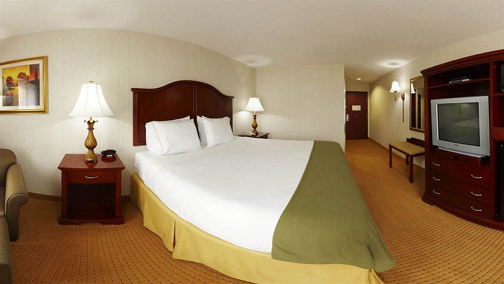 Holiday Inn Express Hotel & Suites Newton Sparta, An Ihg Hotel Exterior foto